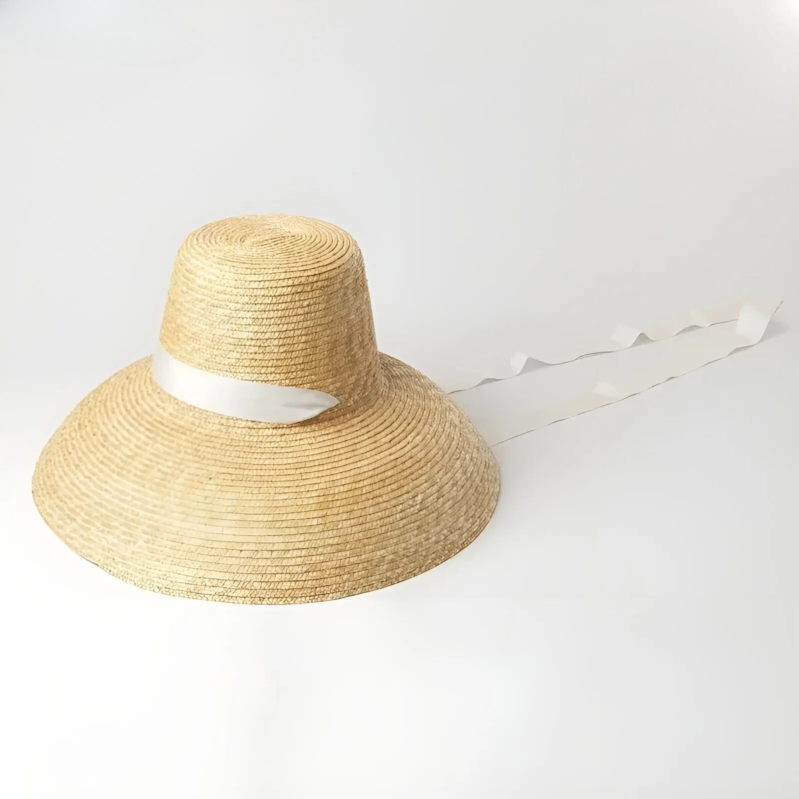 SunGlow Hat - Breedgerande Strooien Dameshoed met Lampenkap voor de zomer - Velari - VLP459