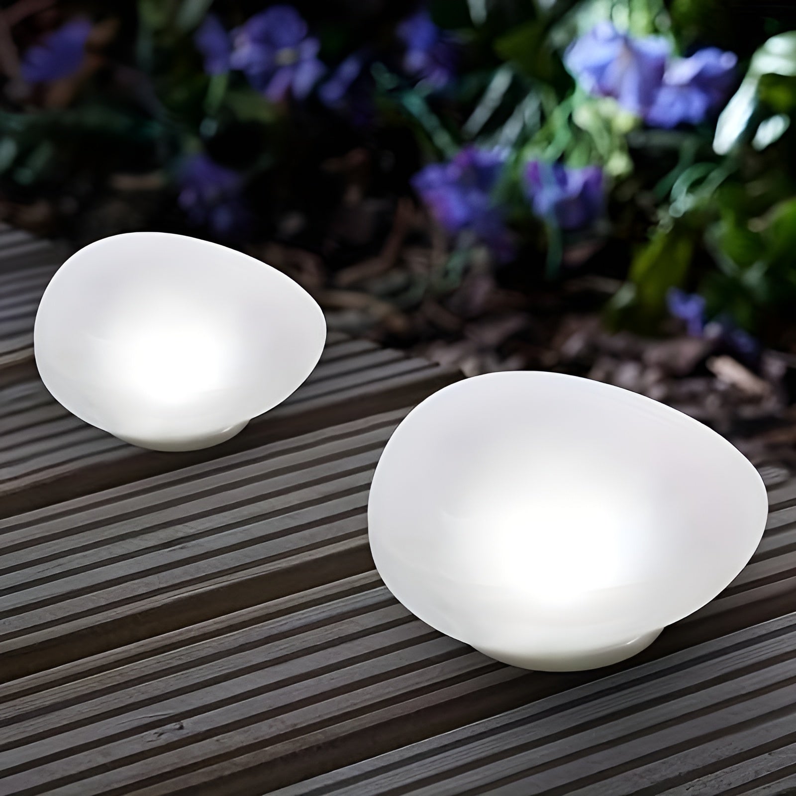 SolarPebble Light - Solarbetriebene Kieselstein-Lampe für den Garten Elegare