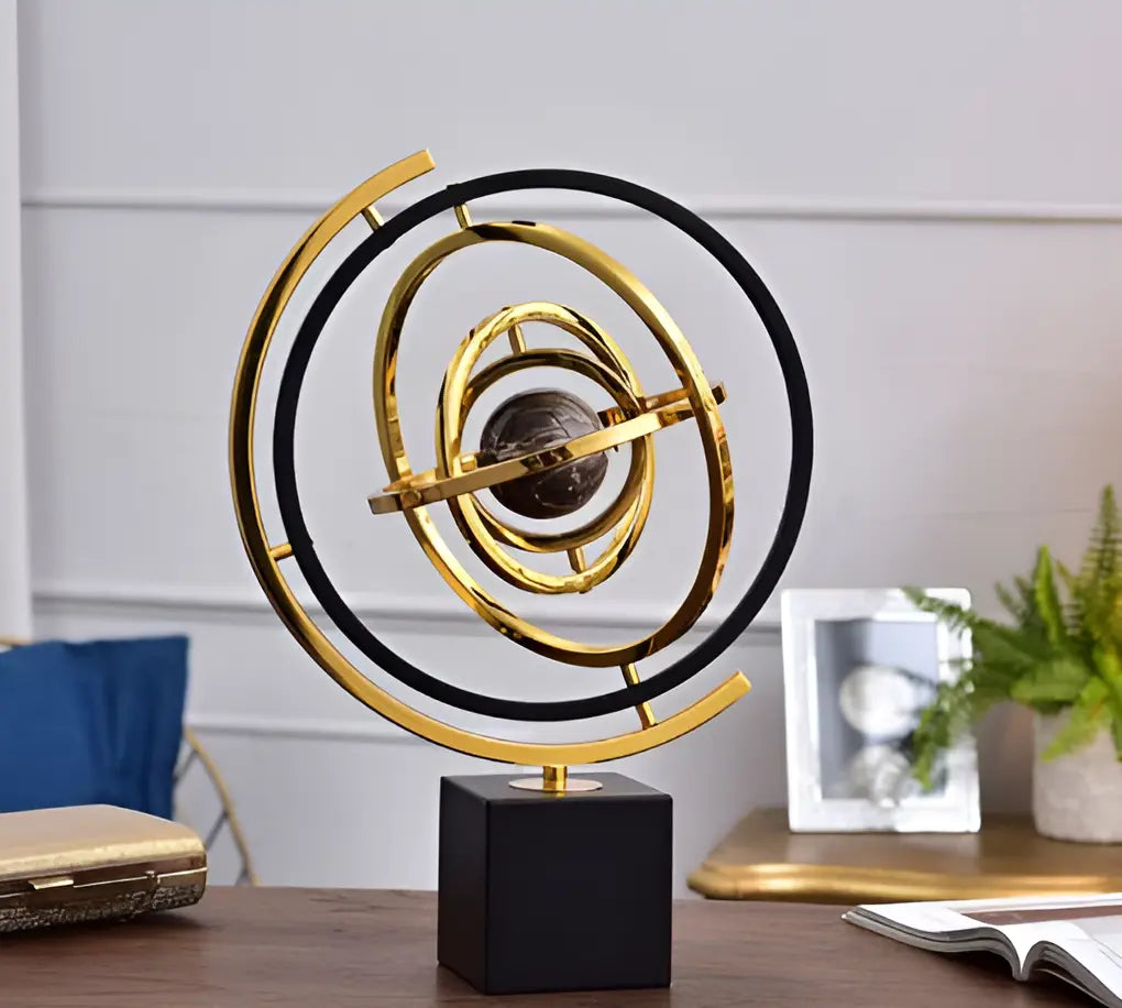 Luxe Globe - Handgemaakte Metalen Sculptuur met Marmeren Voet voor Moderne Woondecoratie - Velari - VLP024