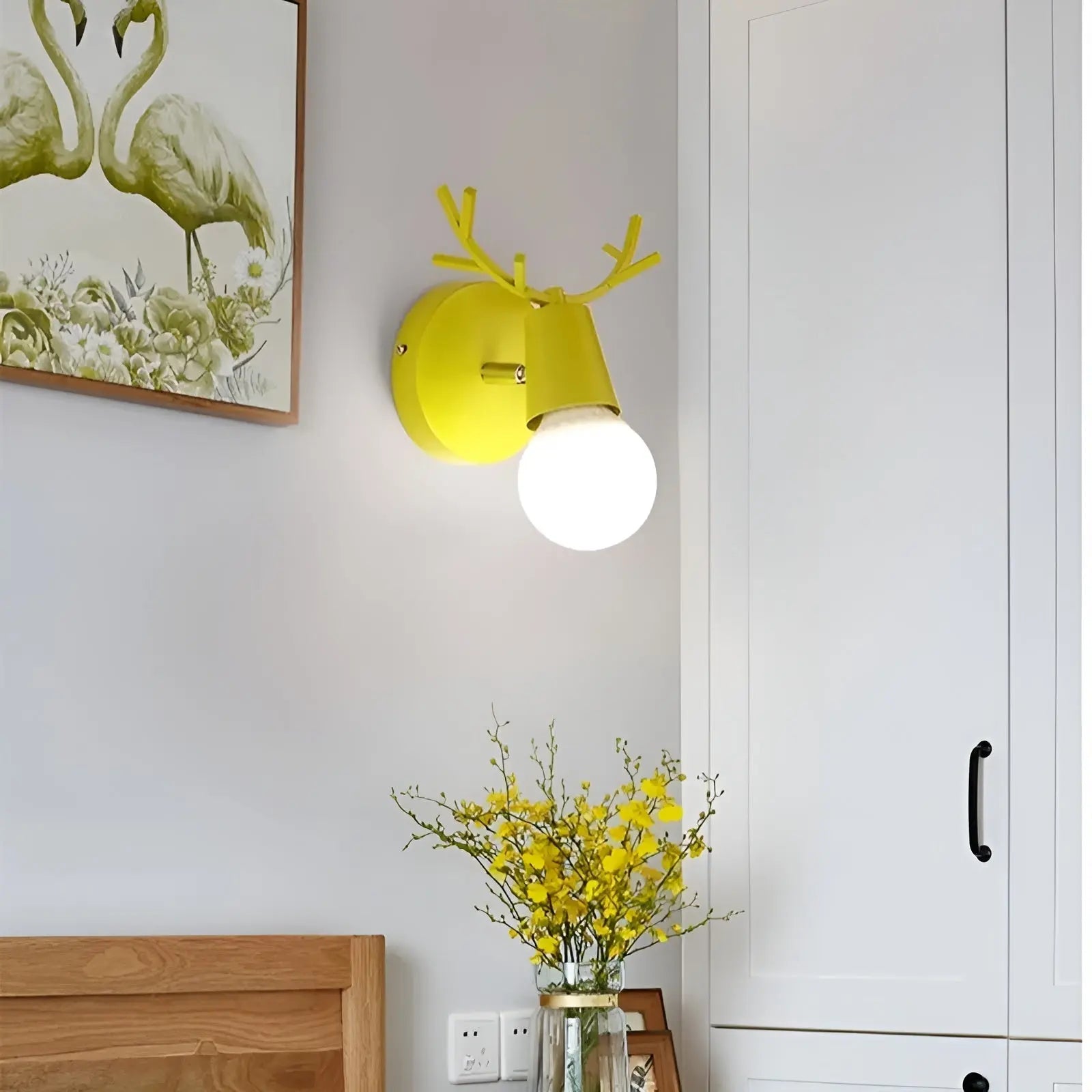 AntlerSpark Licht - Nordische Macaron Geweih LED Wandlampe Elegare