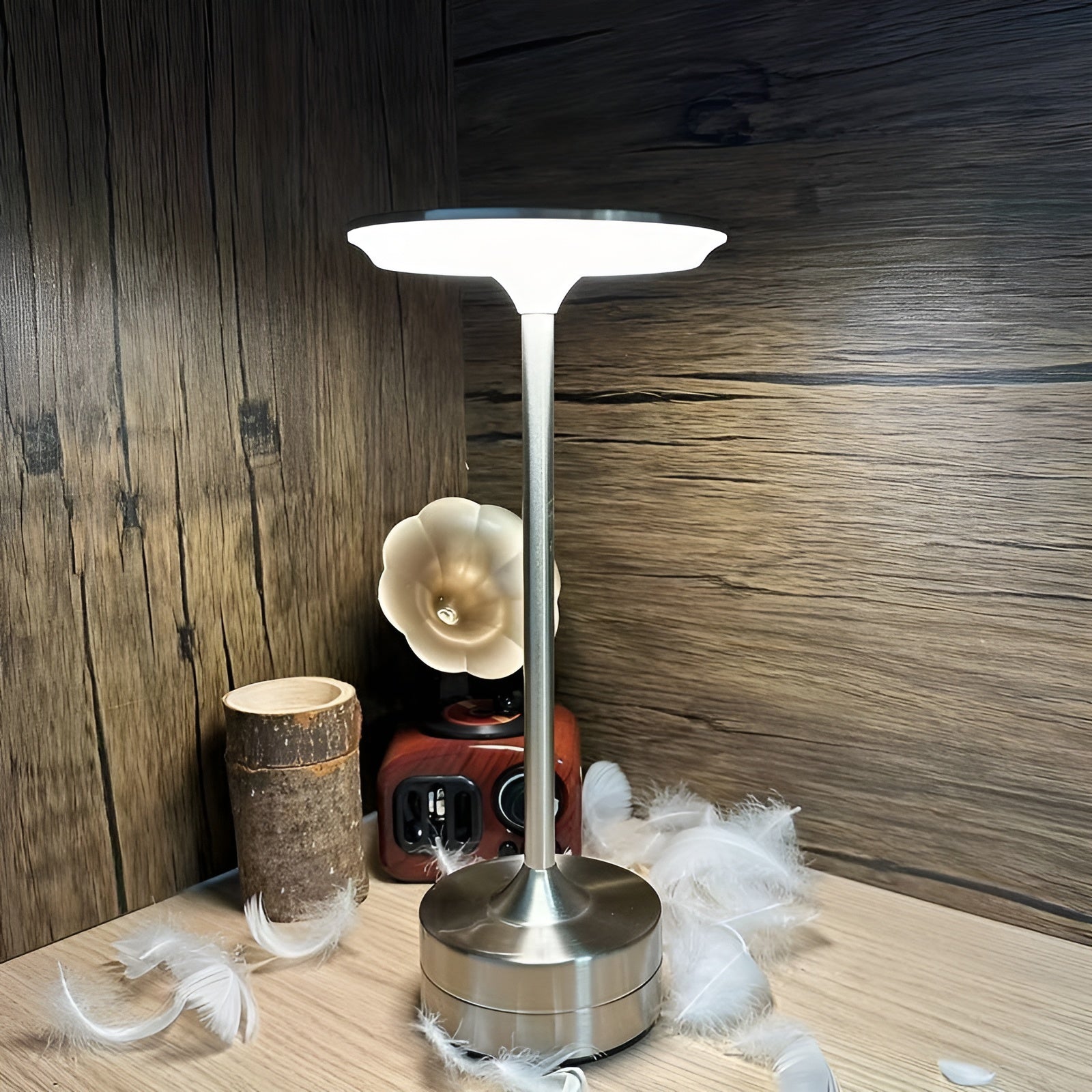 BeamEase Lampe - Wiederaufladbare Moderne Kabellose Tragbare Schreibtischlampe Elegare