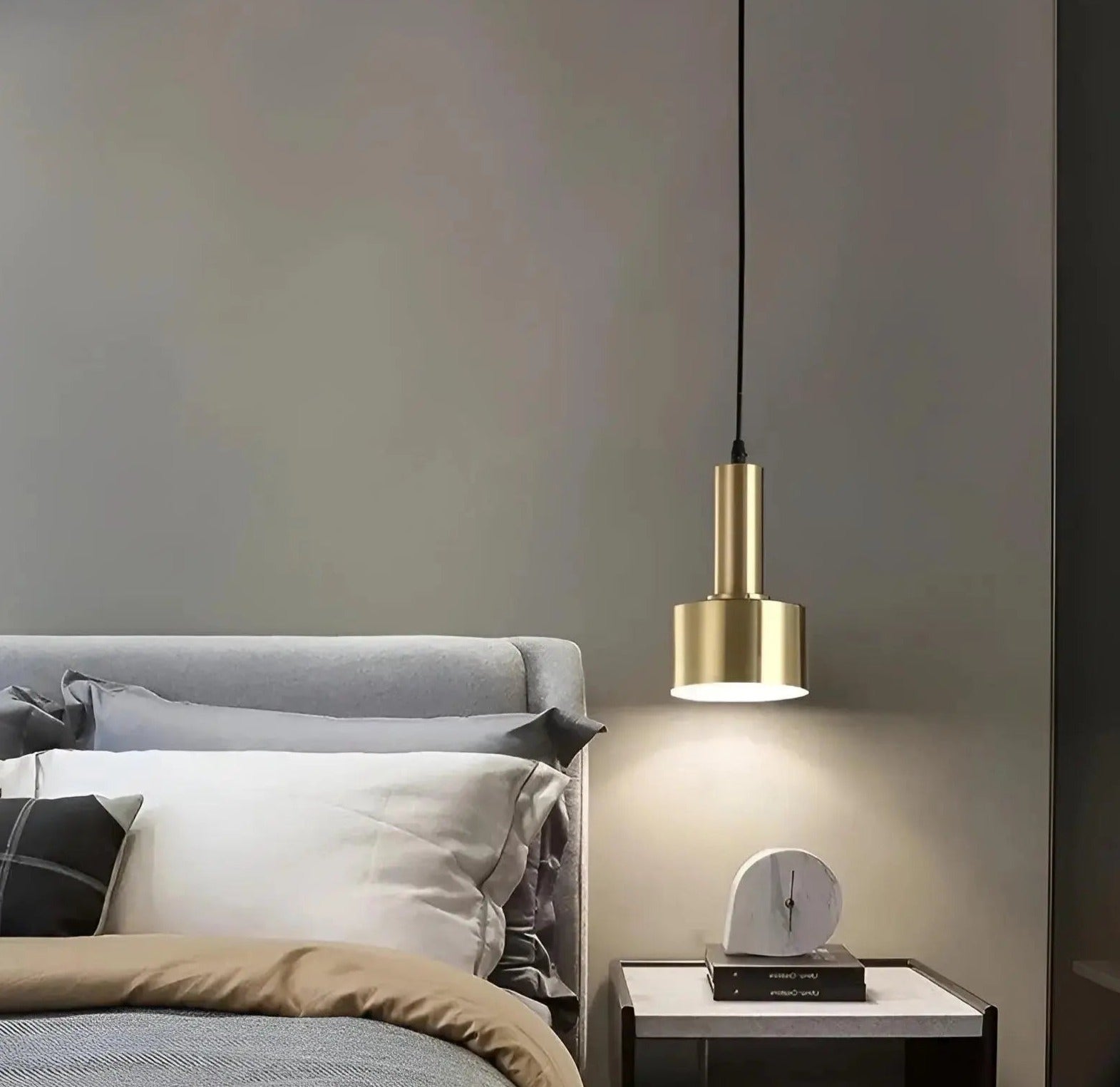 GoldGlow Lights - Nordic Gold Luxus Pendelleuchte LED Elegare