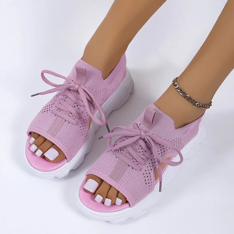 Sandalen voor een Trendy Zomerse Look Vrouwen Strand Essentials - Velari - 