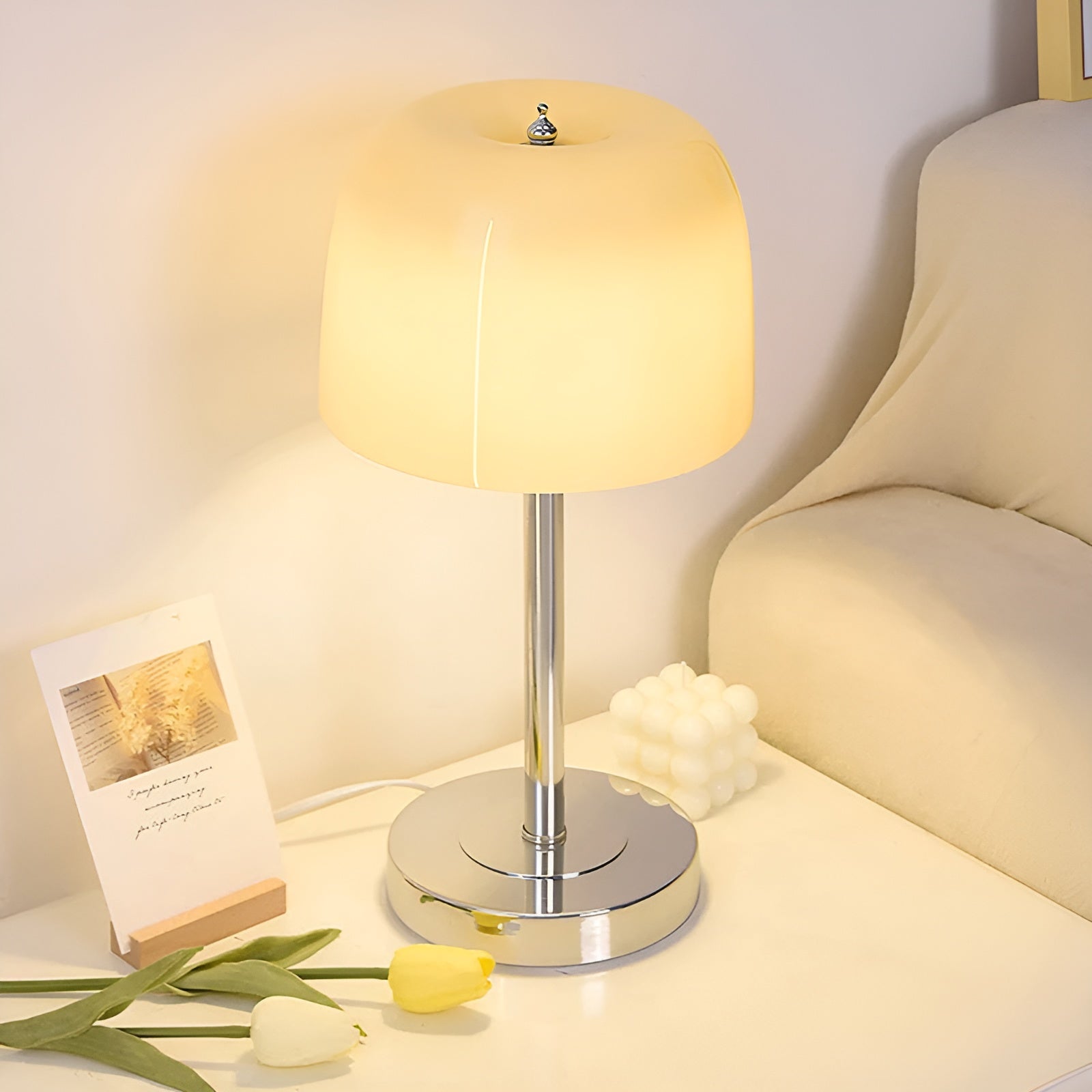 ModernGleam Lamp - Moderne Minimalistische Tischleuchte Elegare