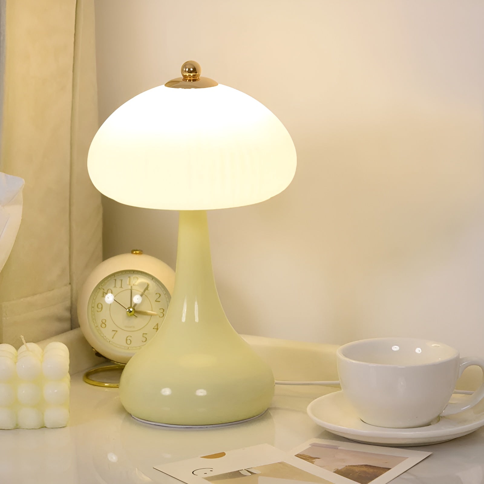 RomanceDream Lamp - Luxus Premium Creme Pilz Tischlampe Elegare