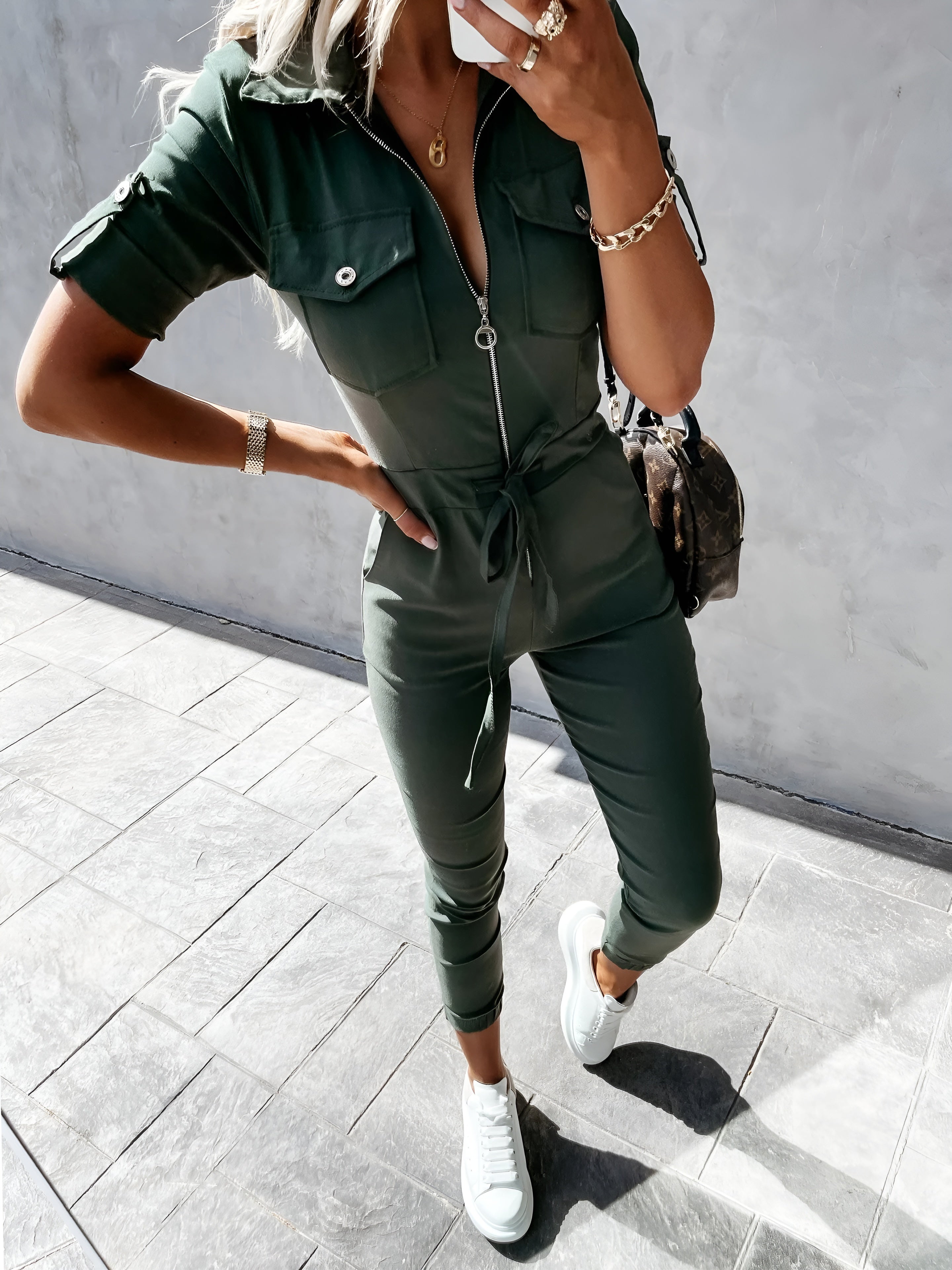 Ankea Jumpsuit - Eleganter Cargo Jumpsuit mit Reißverschluss Elegare