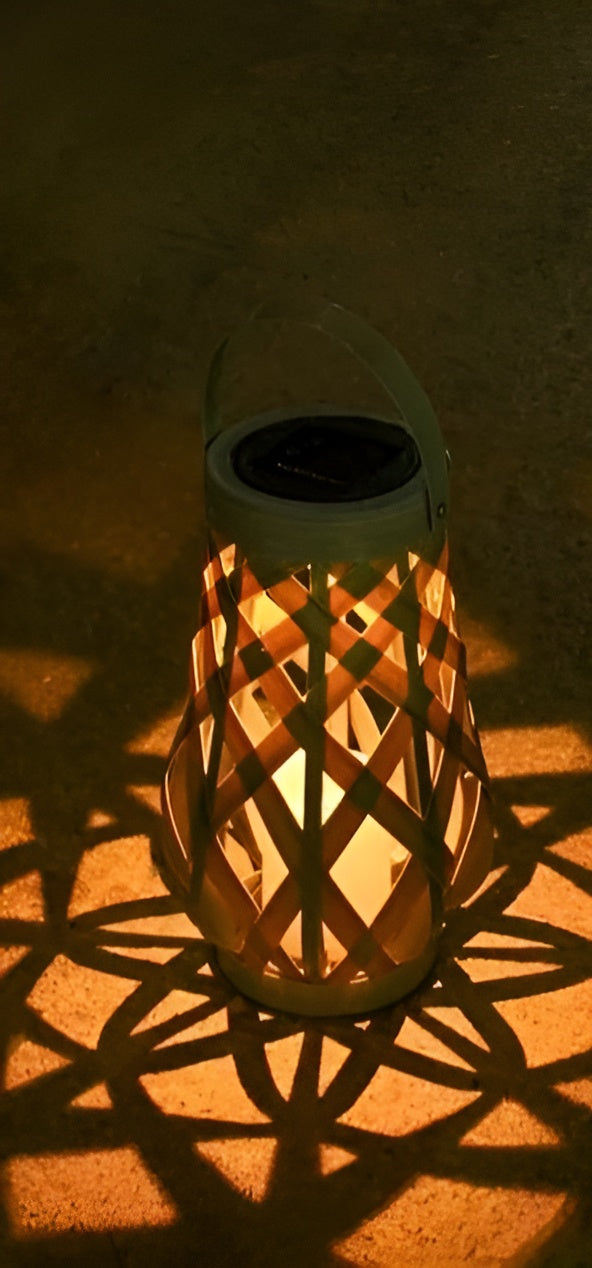 RattanBreeze Light - Kreative Rattan Solar Garten Deko Lampe Elegare