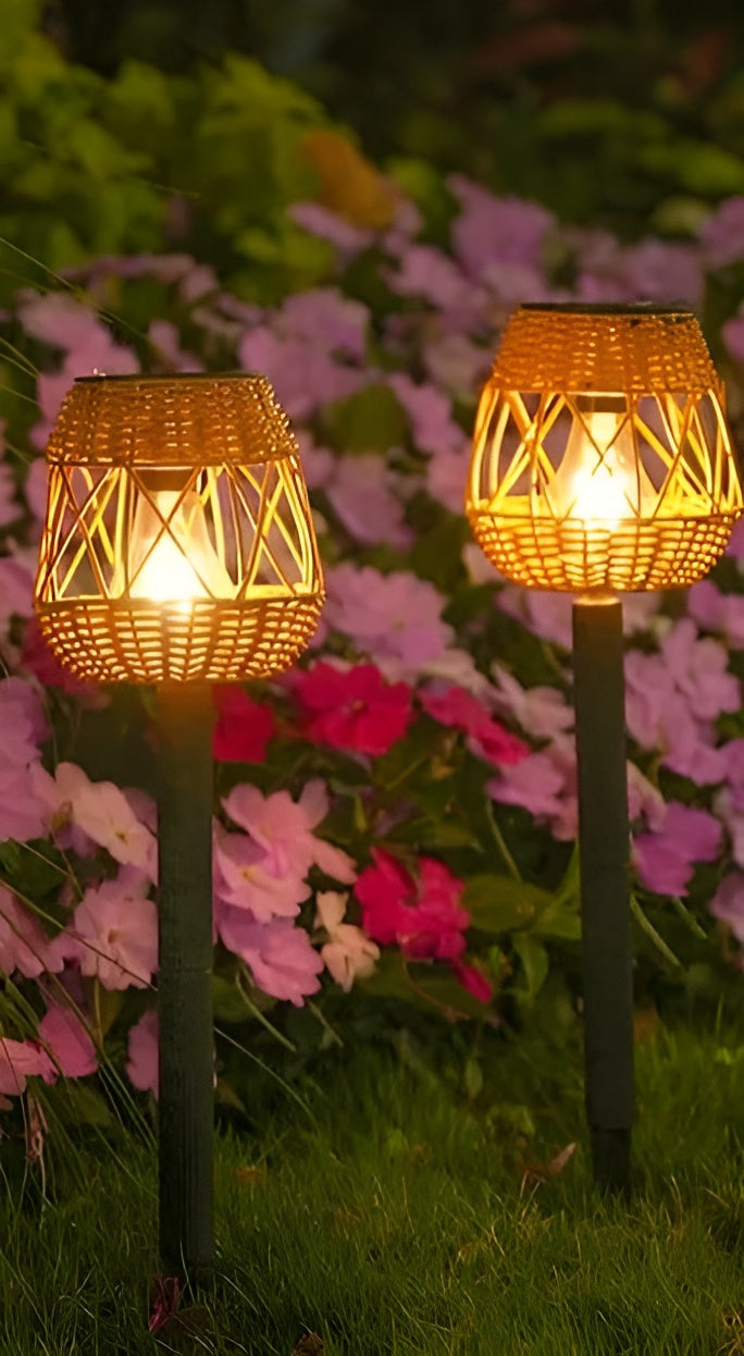 RattanBreeze Light - Kreative Rattan Solar Garten Deko Lampe Elegare