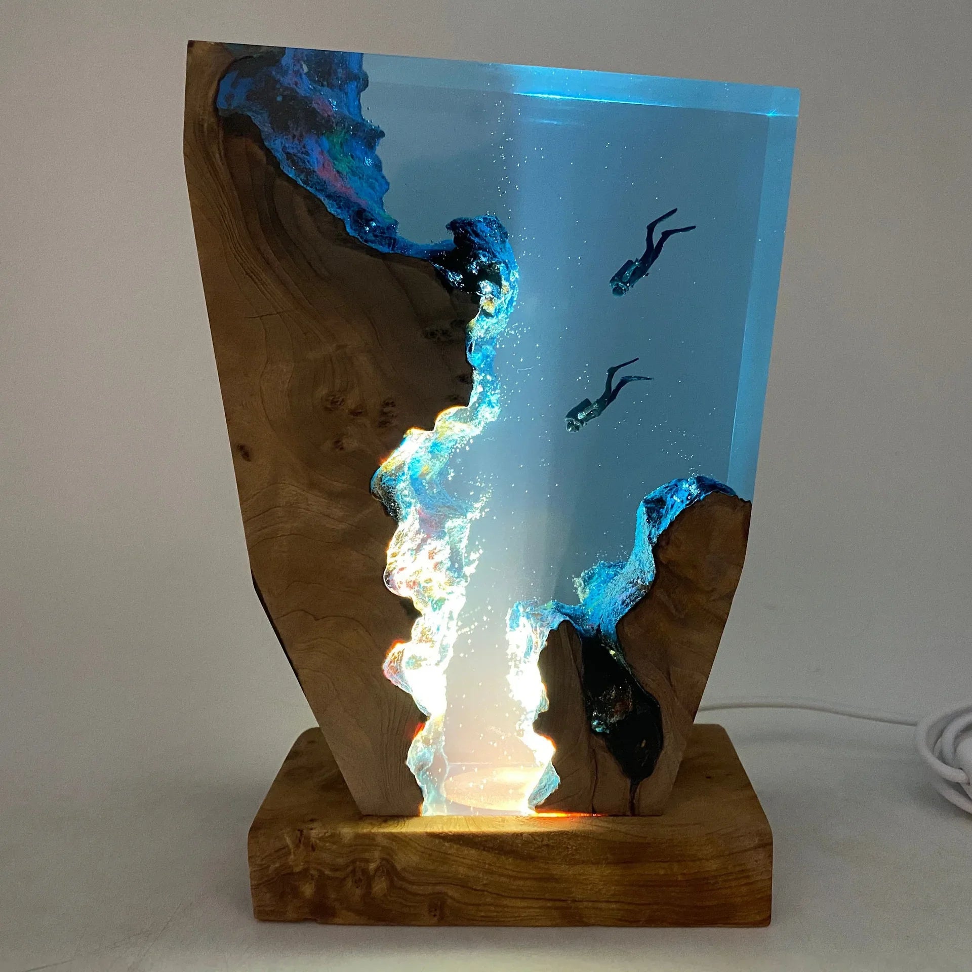 OceanGlow Light - Decoratief Duikgrot-thema USB Oplaadbare Epoxyhars Tafellamp