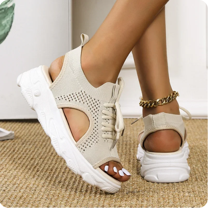 Sandalen voor een Trendy Zomerse Look Vrouwen Strand Essentials - Velari - 