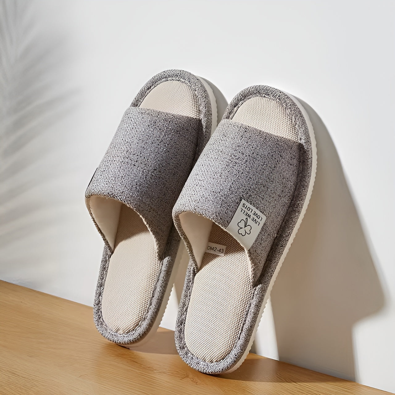 SimpleComfort Slippers - Warme Flauschige Dicke Fell Unisex Hausschuhe Elegare