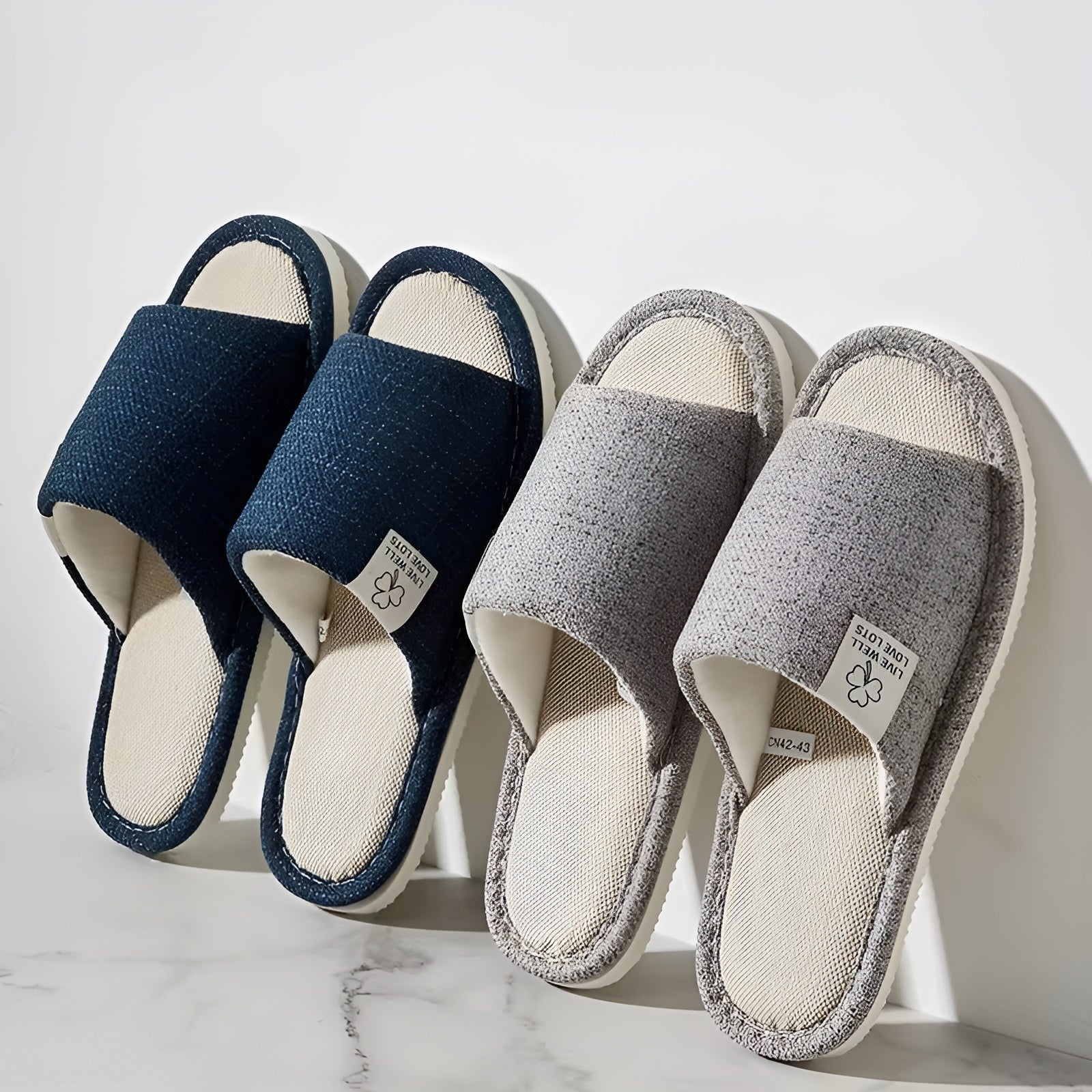 SoftStride Slippers - Lässige Geschlossene Zehen Hausschuhe Elegare