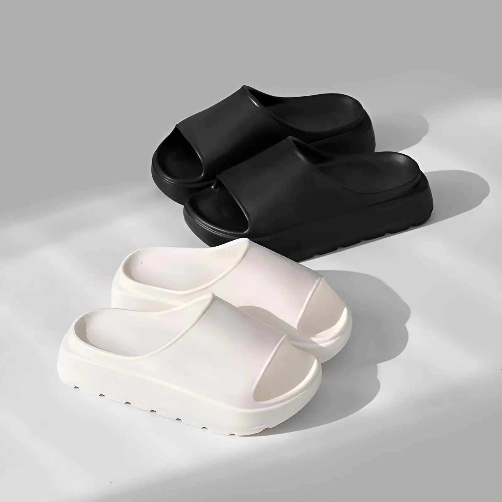 ErgoCloud Slides - Ergonomische Zomerwolkenslippers met Dikke Bodem - Velari - VLP093