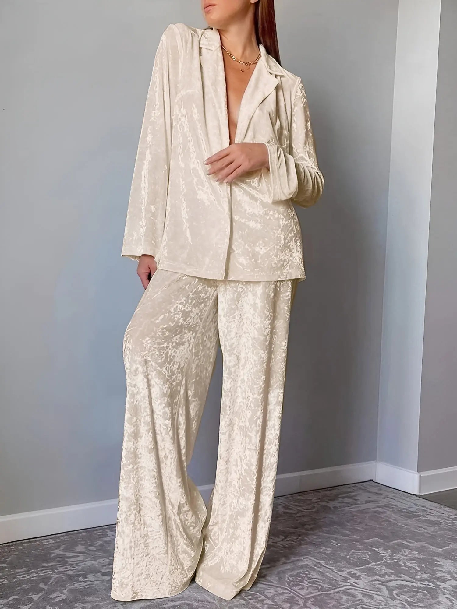 Hailey Pyjama Set - Elegant Fluwelen Tweedelig Huispak Voor Dames (Lange Mouwen + Gebreide Broek) - Velari - VLP166