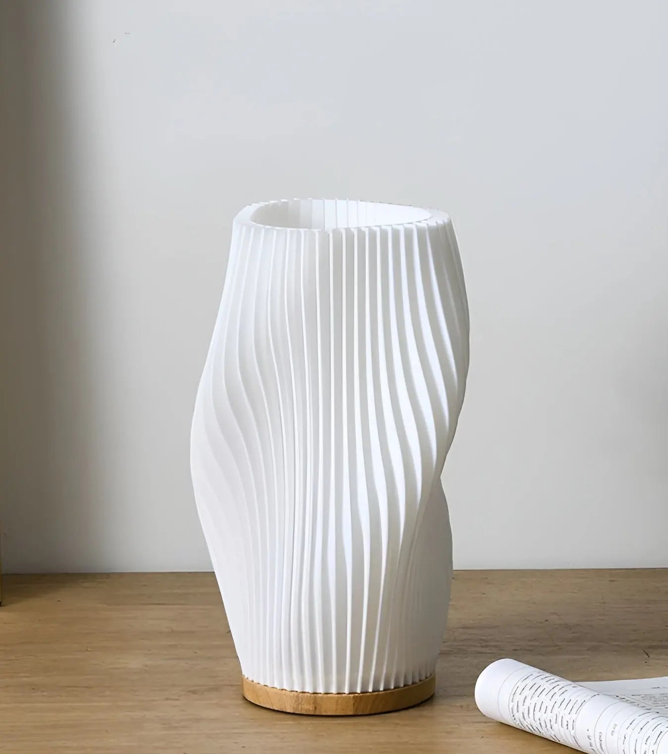 ChicPleats Lamp - Luxe Franse Crèmekleurige Geplooide Bureaulamp voor een Gezellige Sfeer - Velari - VLP071