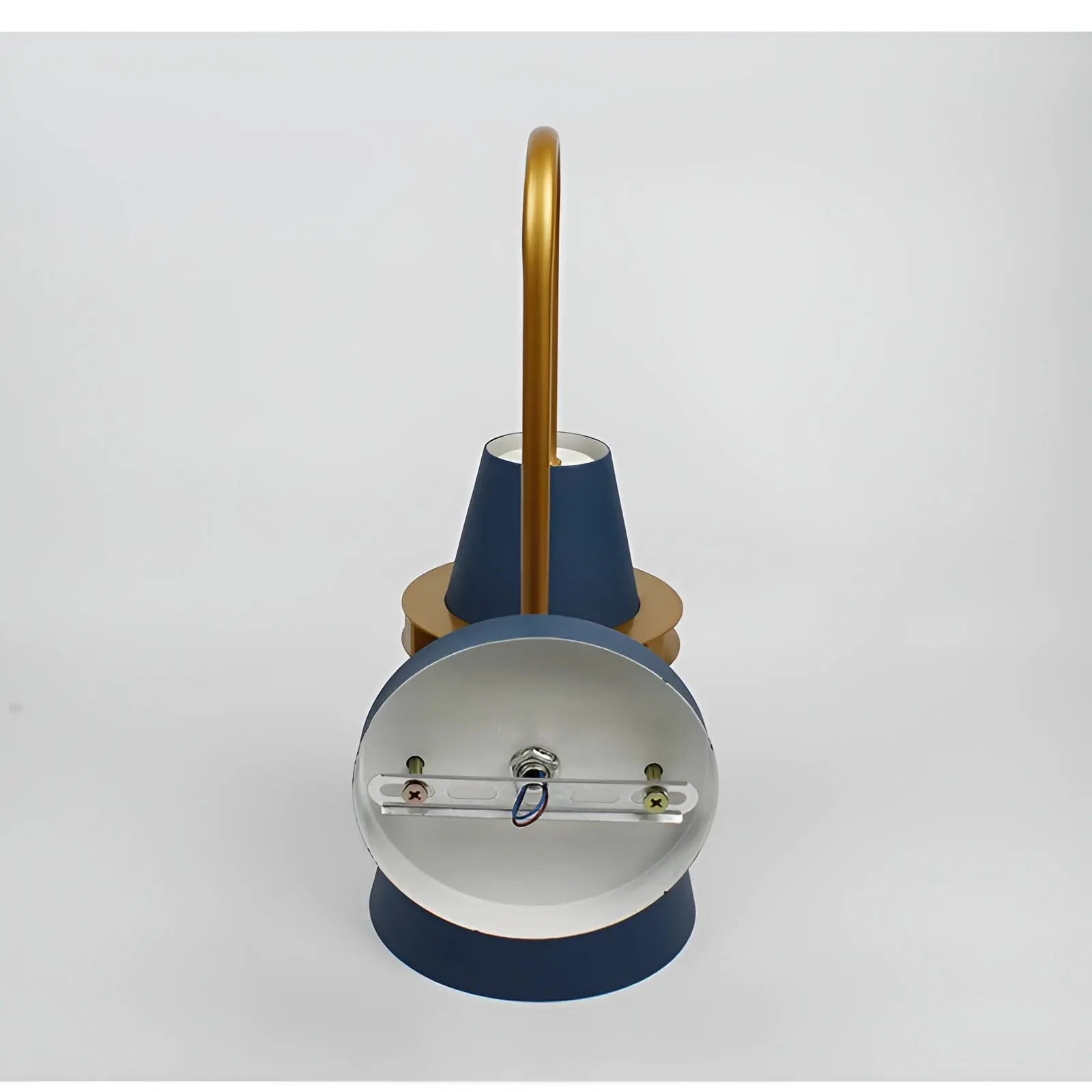 LuxeHorn Glow - Macaron Ontwerper Wandlamp met Moderne Hoorn Elegantie - Velari - VLP084