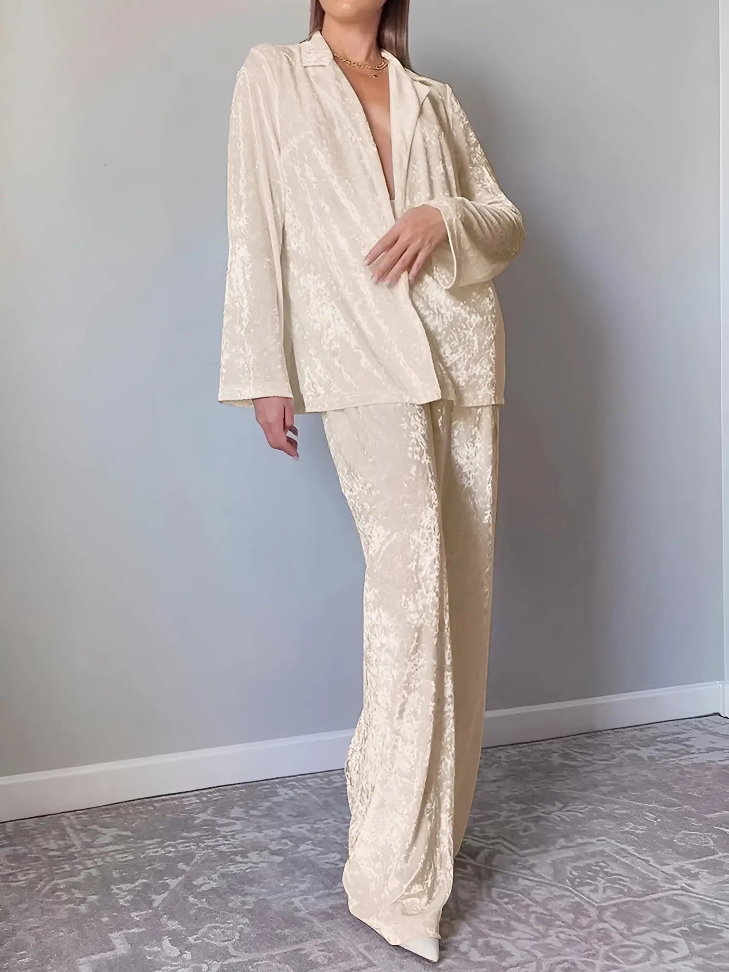 Hailey Pyjama Set - Elegant Fluwelen Tweedelig Huispak Voor Dames (Lange Mouwen + Gebreide Broek) - Velari - VLP166