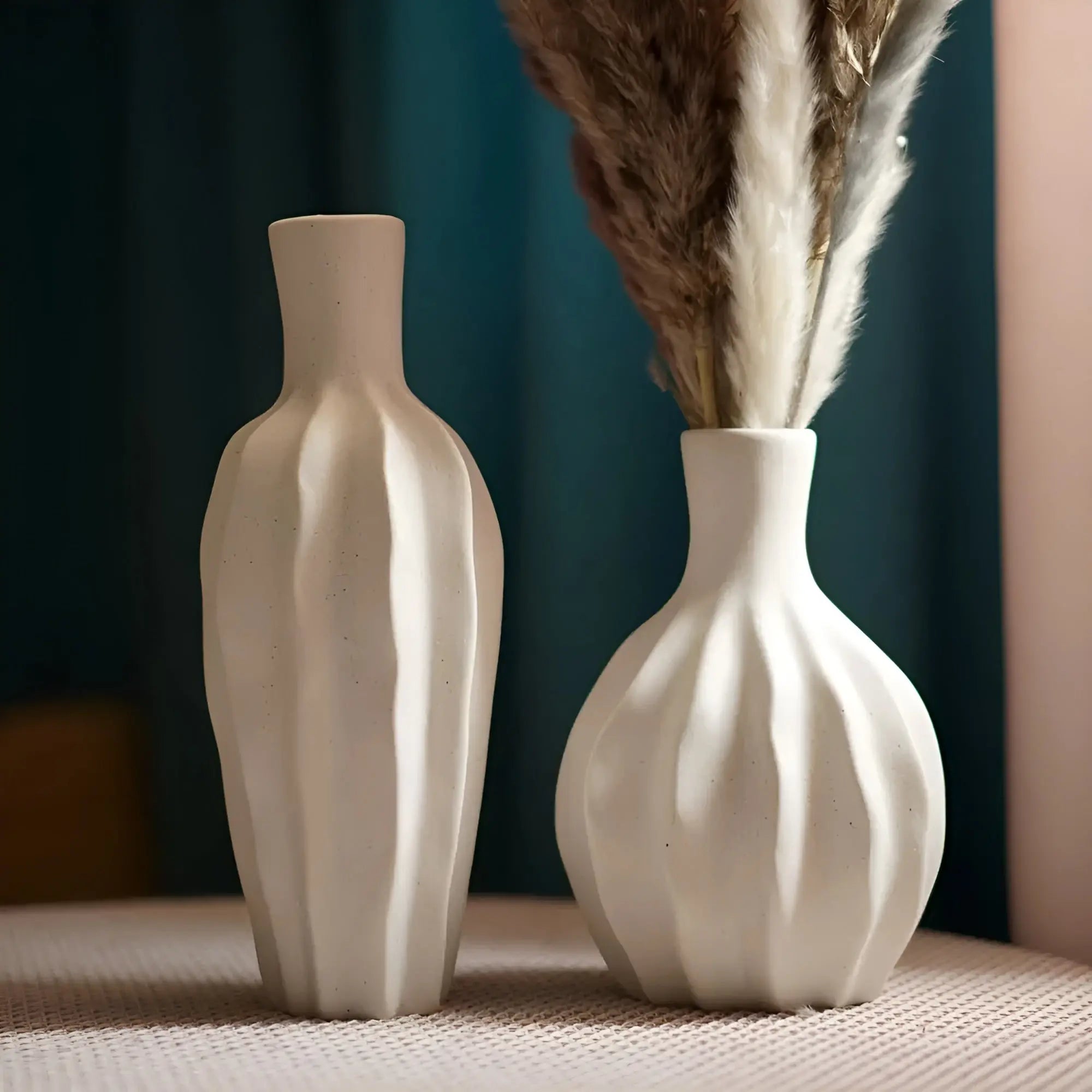 NordicBloom Vase - Minimalistische Vaas van Ongeglazuurd Keramiek met Scandinavisch Design - Velari - VLP152